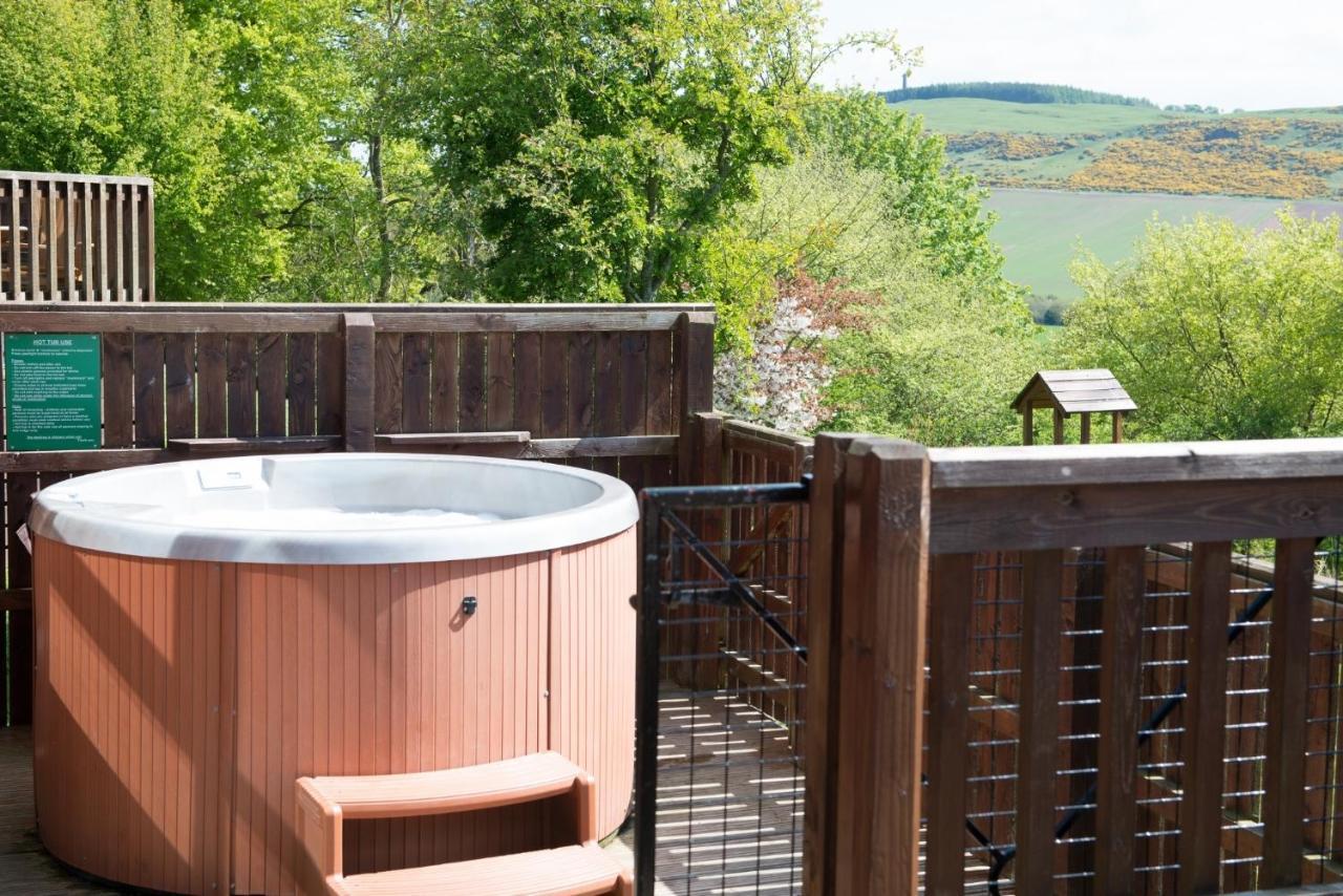 Douglas Fir Lodge With Hot Tub Near Cupar Fife Luthrie Kültér fotó
